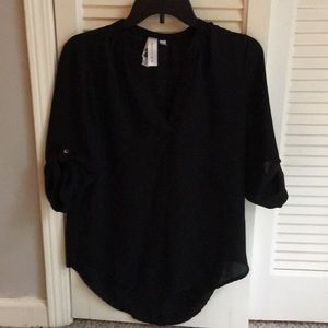 V-Neck 3/4 Sleeve Blouse
